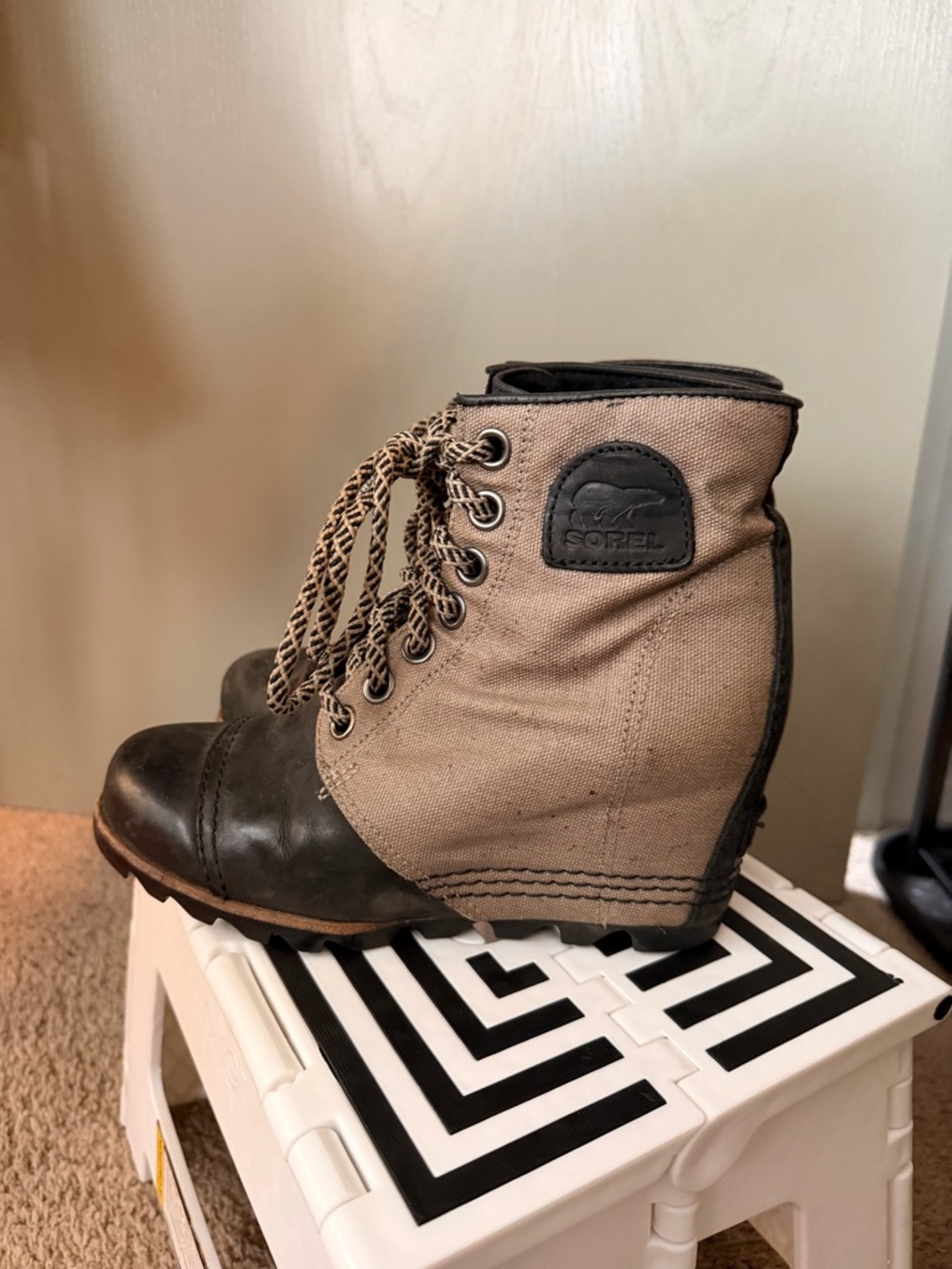 Two-Tone Lace-Up Boots - Picture 2 of 5